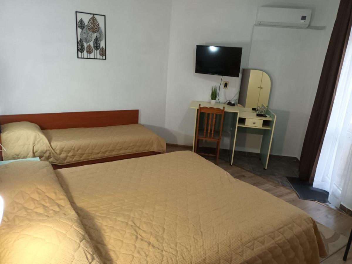 Guest House Alkor 奥布佐尔 外观 照片